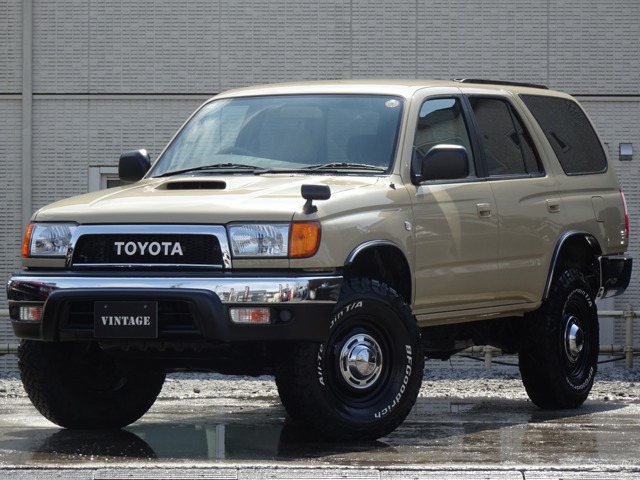 Toyota Hilux Surf 2