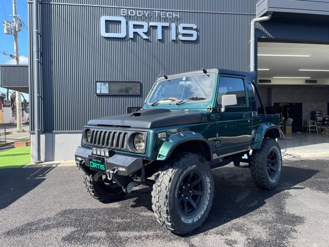 Suzuki Jimny 1