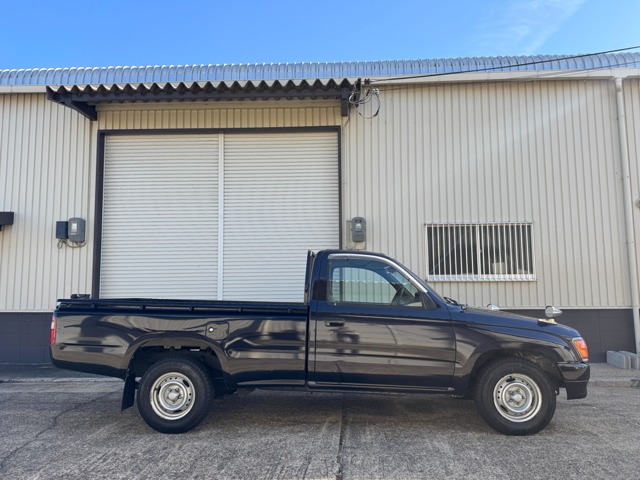 Toyota Hilux 1
