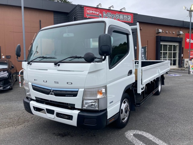 Mitsubishi Fuso Canter 1