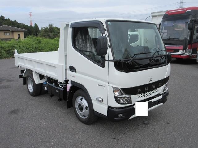 2025 Mitsubishi Fuso Canter