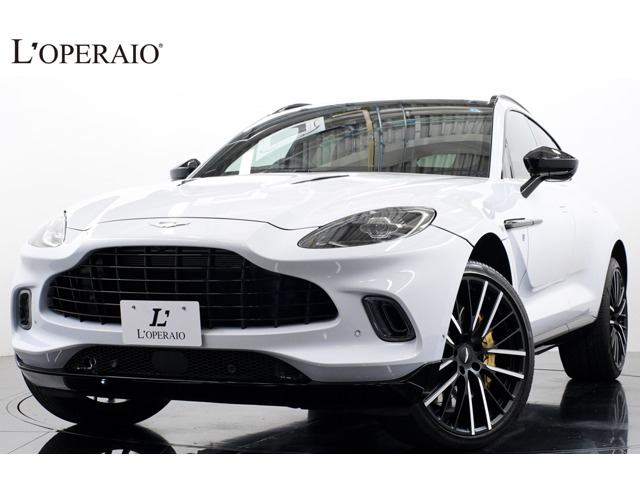 Aston Martin DBX 1