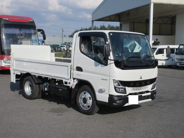Mitsubishi Fuso Canter 1