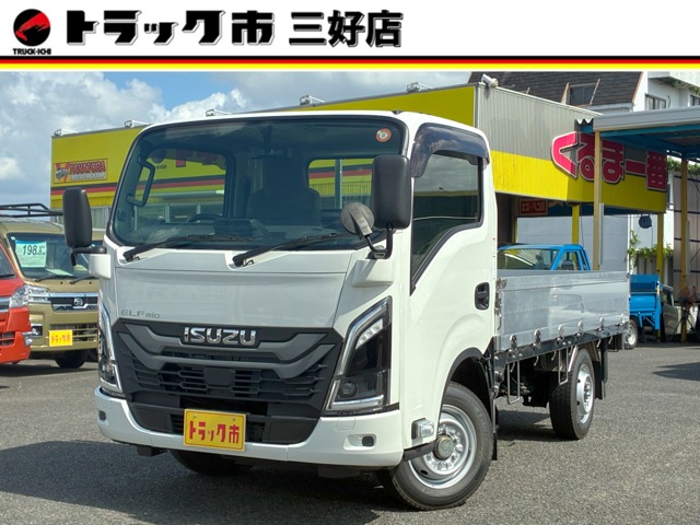 Isuzu Elf Mio 1