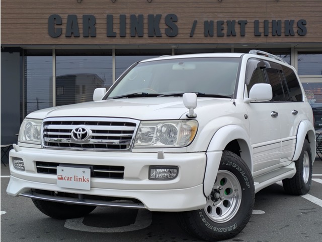 Toyota Land Cruiser 100 2