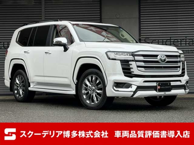 Toyota Land Cruiser 300 2