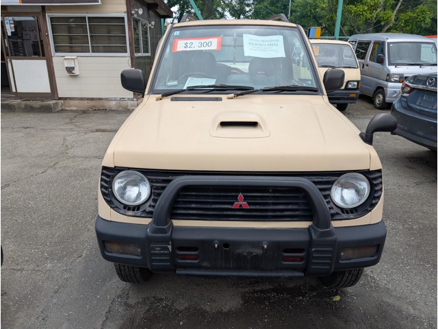 Mitsubishi Pajero Mini 1