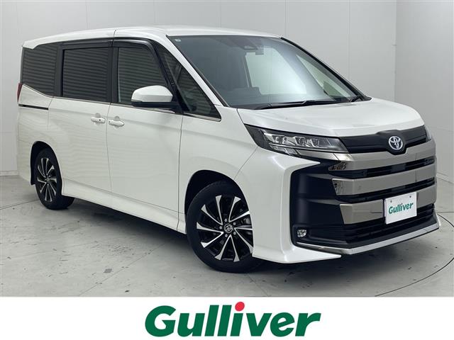 Toyota Noah 1