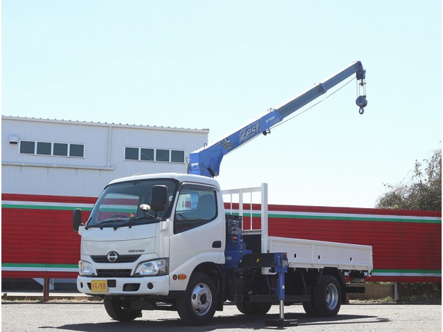 2017 Hino Dutro