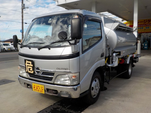 2008 Hino Dutro