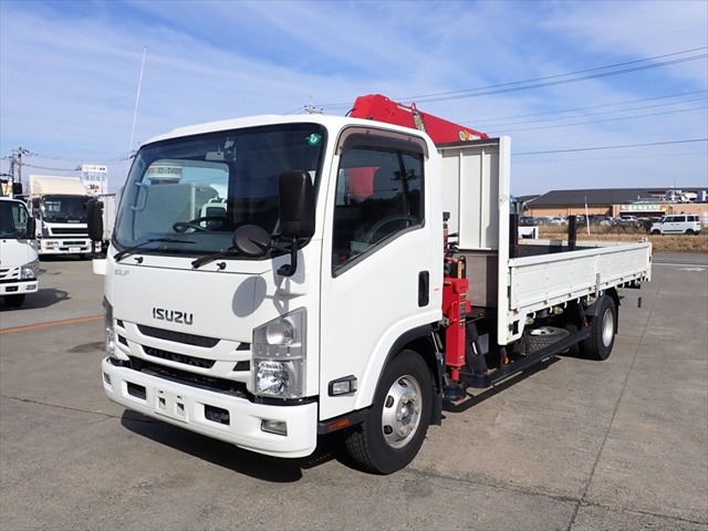 2018 Isuzu Elf