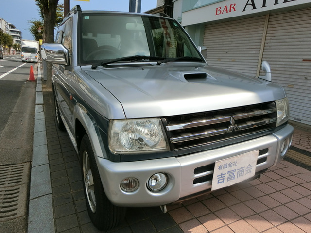 Mitsubishi Pajero Mini 1