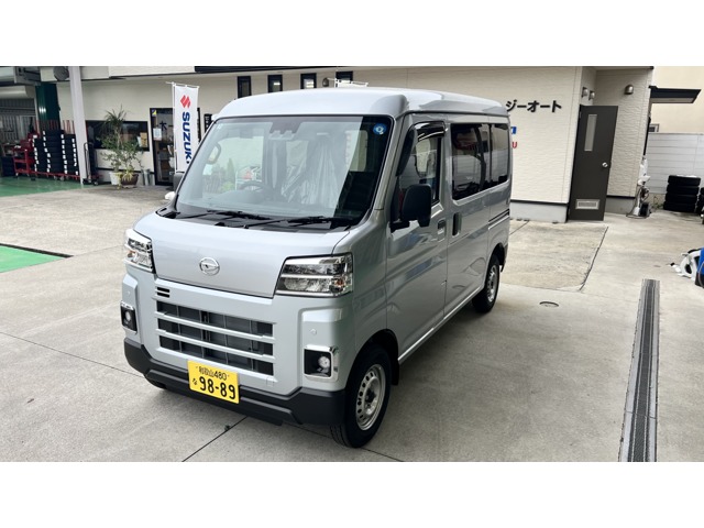 Daihatsu Hijet Cargo 1