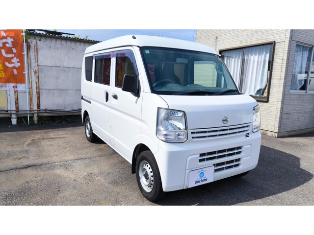 Nissan NV100 Clipper 1