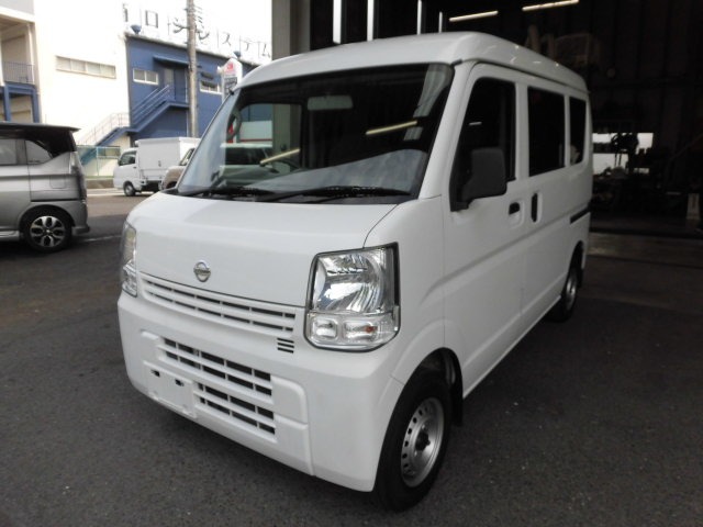 Nissan NV100 Clipper 1
