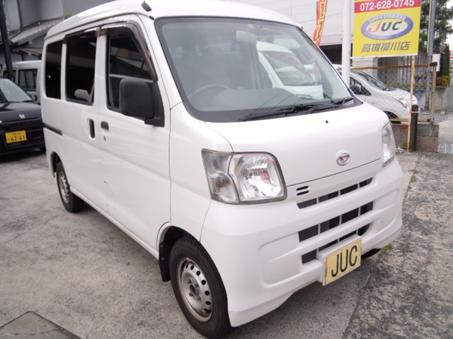 Daihatsu Hijet Cargo 1