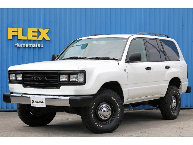 Toyota Land Cruiser 100 2