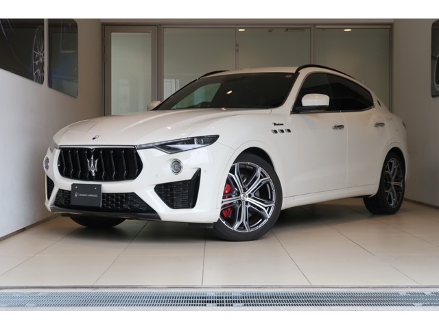 Maserati Levante 1
