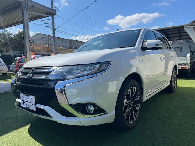 Mitsubishi Outlander PHEV 1