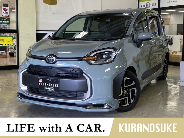 Toyota Sienta 1