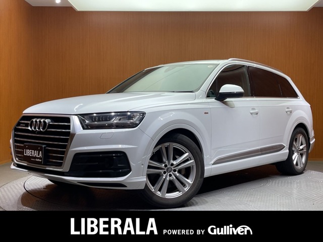 Audi Q7 1