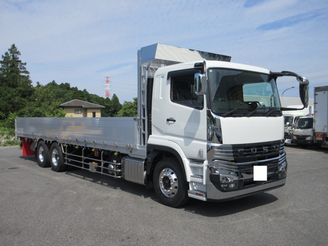 Mitsubishi Fuso Super Great 1