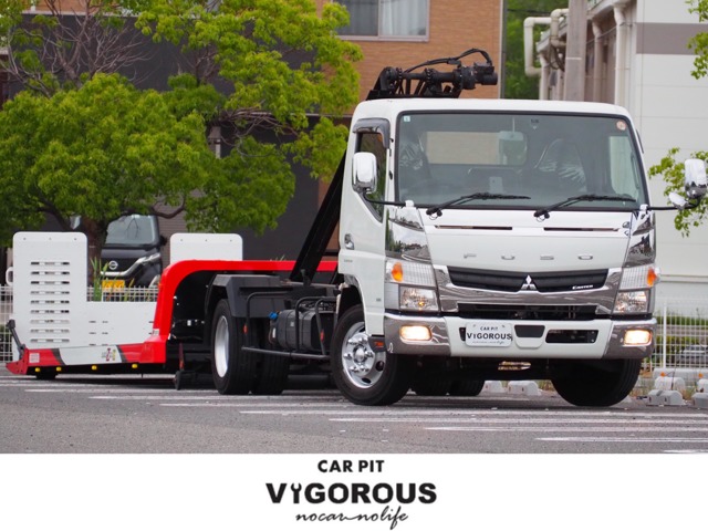 Mitsubishi Fuso Canter 1