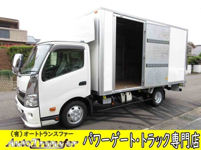 2017 Hino Dutro