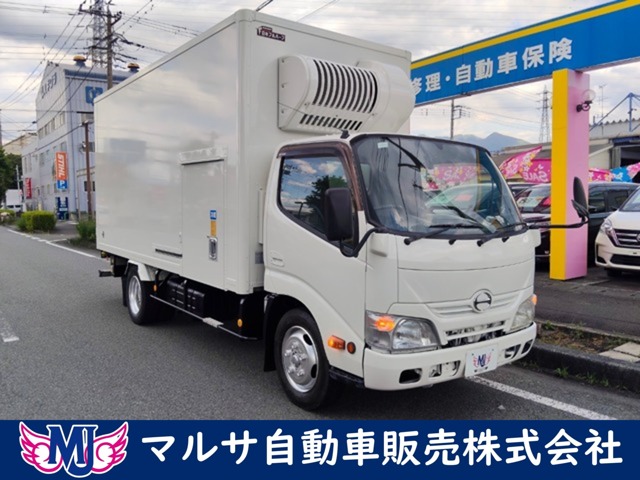 Hino Dutro 1