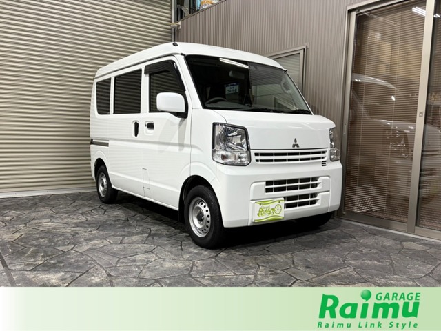 2022 Mitsubishi Minicab Van