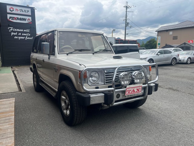 Mitsubishi Pajero 1