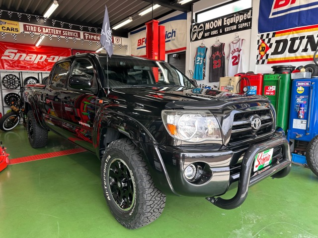 Toyota Tacoma 1