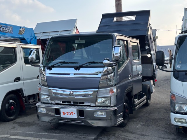 Mitsubishi Fuso Canter 1