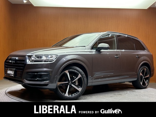 Audi Q7 1