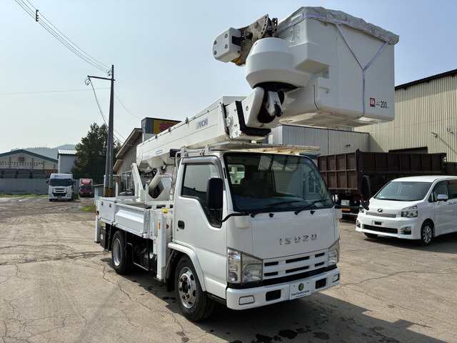 2008 Isuzu Elf