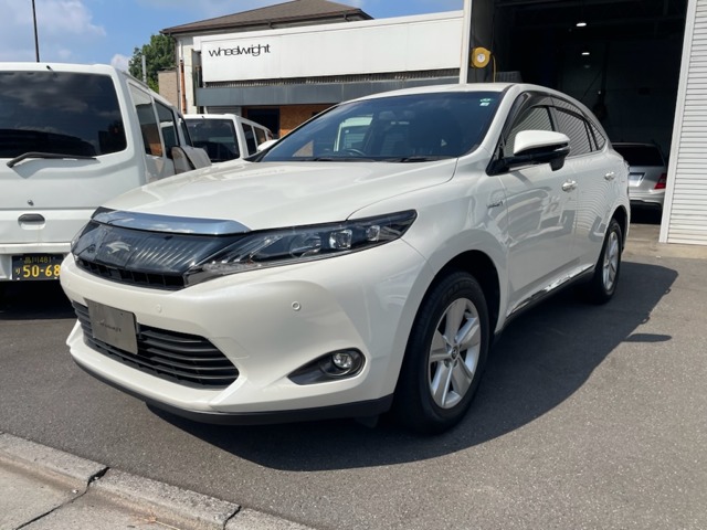 Toyota Harrier 1