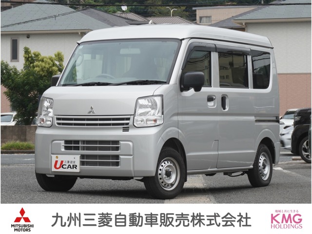 Mitsubishi Minicab Van 1