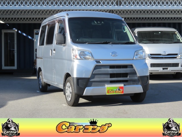 Daihatsu Hijet Cargo 1