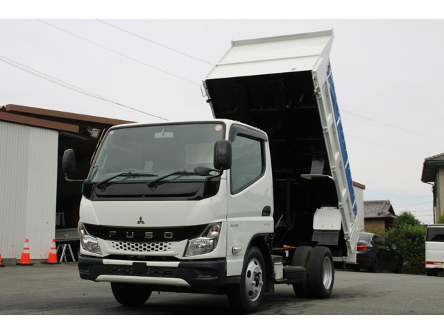 Mitsubishi Fuso Canter 1