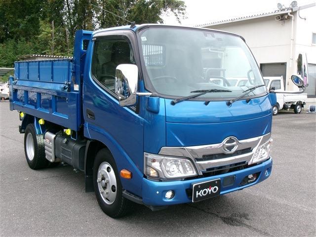 Hino Dutro 1
