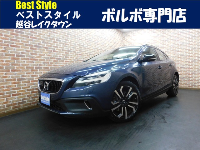 Volvo V40 Cross Country 1