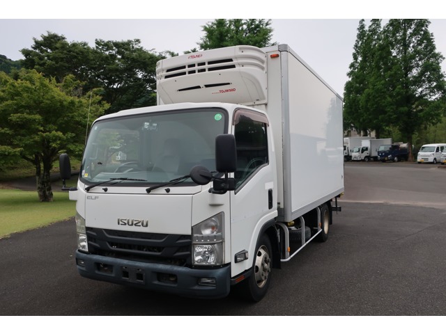 2017 Isuzu Elf