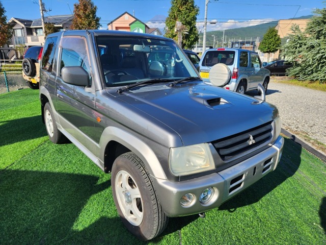 Mitsubishi Pajero Mini 1