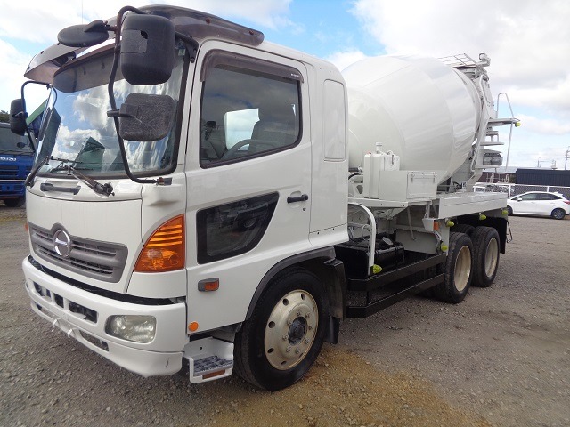 2005 Hino Ranger