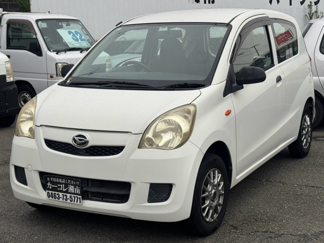 Daihatsu Mira 1