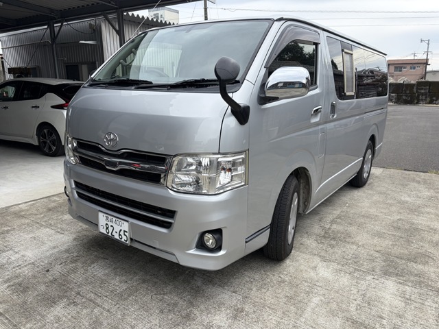 2013 Toyota Regius Ace