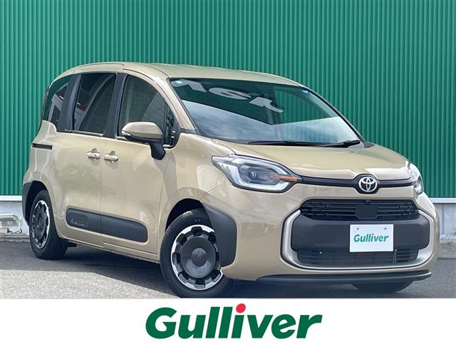 Toyota Sienta 1