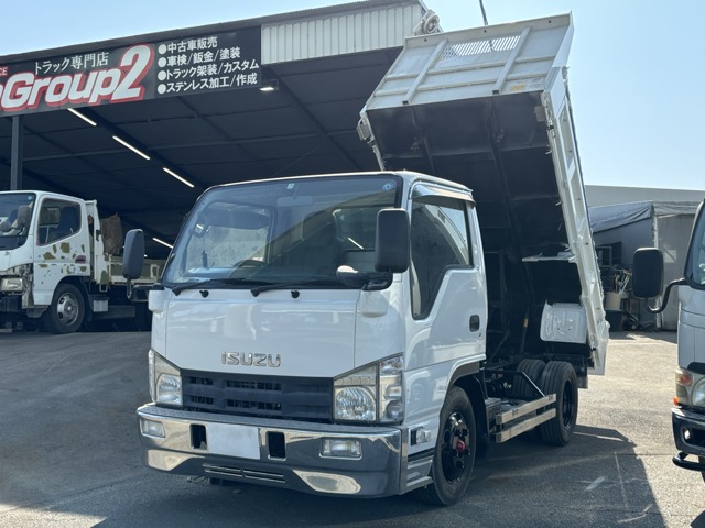 Isuzu Elf 1