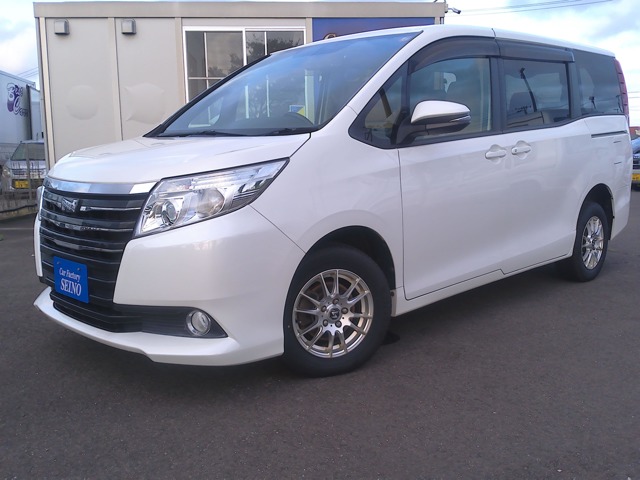 2014 Toyota Noah
