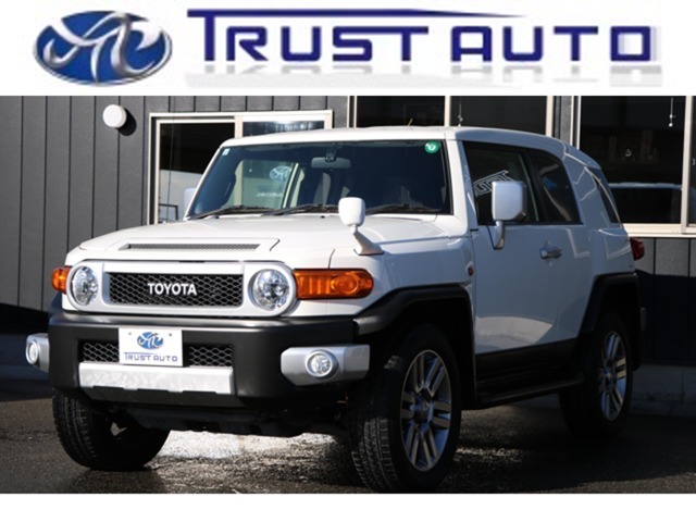 Toyota FJ Cruiser 2